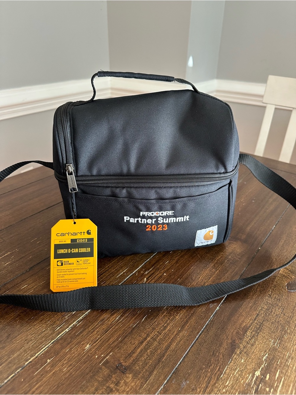 NWT Carhartt 6 cans insulated lunch bag